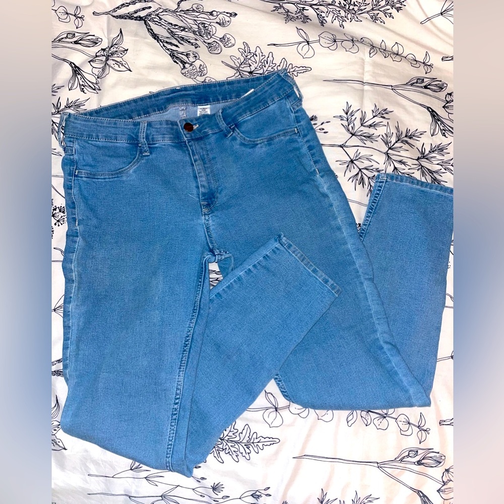 💙H&M Skinny Ankle Length Blue Jeans